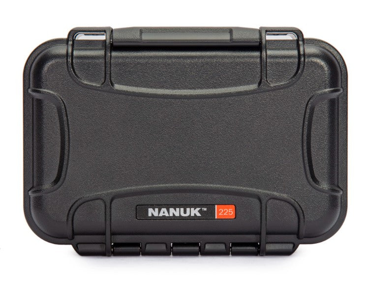 NANUK PETITE VALISE 225, BLACK image 0